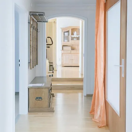 Aussergewoehnliche 5 Penthouse In *